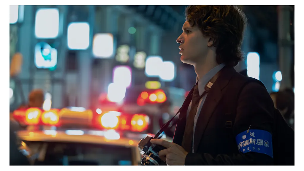 ansel-elgort-as-jake_65c33a9a4f219.jpg