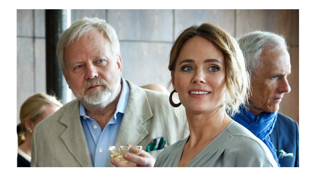 Eric och Suzy Kenneby, spelade av Peter Apelgren och Katia Winter, i Solsidan, säsong 6