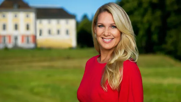 Anna Brolin ny programledare för Farmen