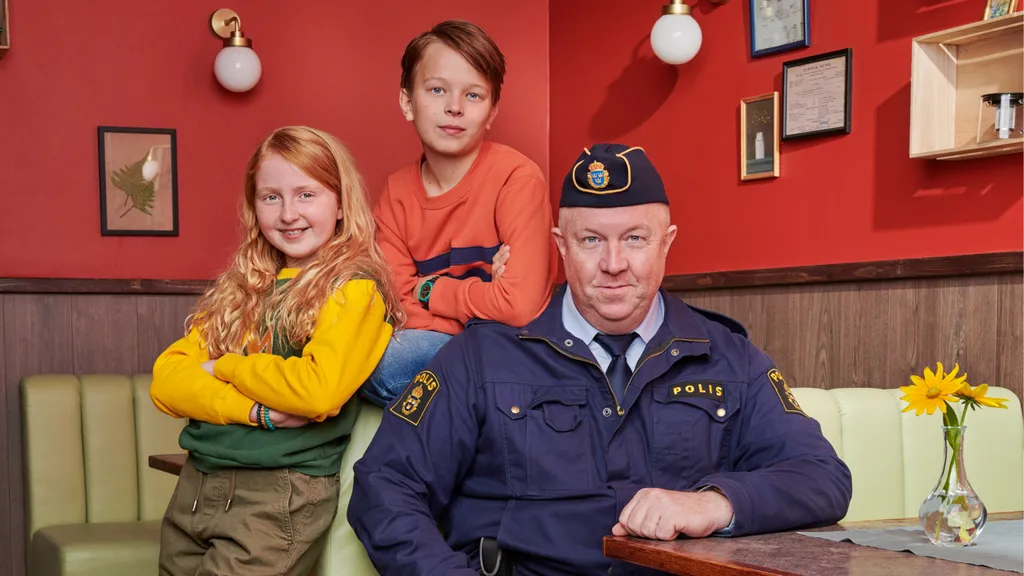 Ellen Sarri Littorinl, Elis Nyström och Anders Jansson i LasseMajas Detektivbyrå.