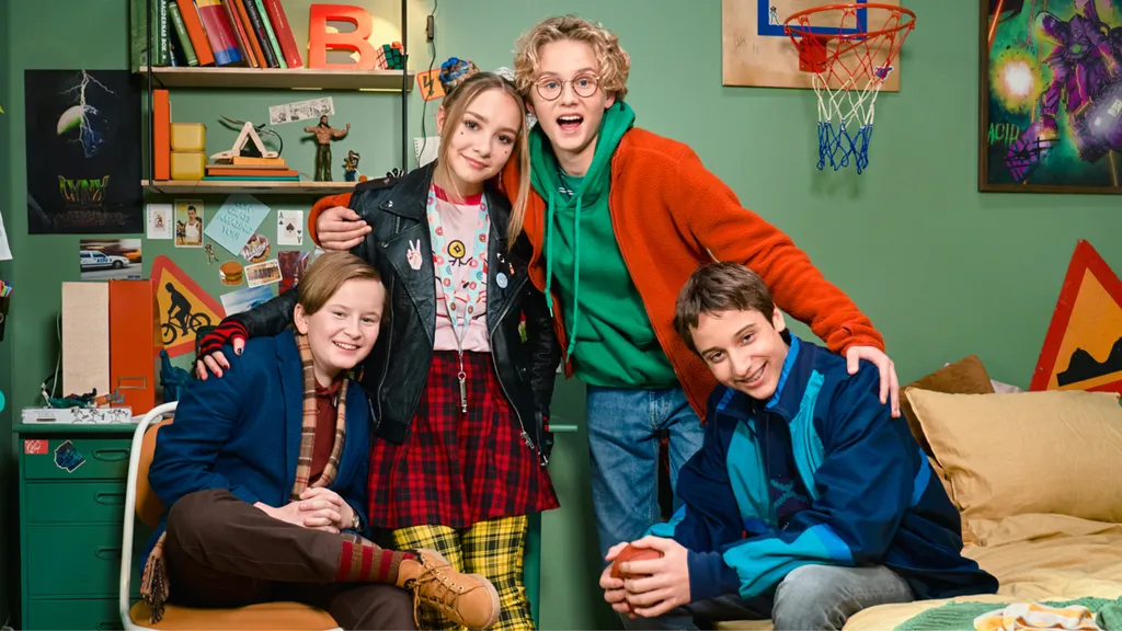 Lill-Erik (Arvid Bergelv), Thora (Lily Wahlsteen), Bert (Adrian Macéus) och Åke (Samy Karlsson Fariat).