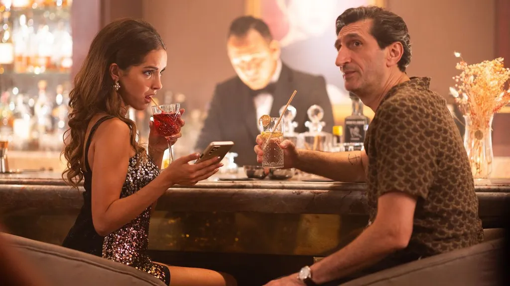 Donya (Lyna Khoudri), George (Fares Fares) från Eagles of the Republic ©Yigit Eken