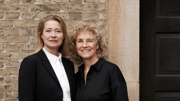 Trine Dyrholm och Charlotte Sieling i filmen "Drottning Margareta"