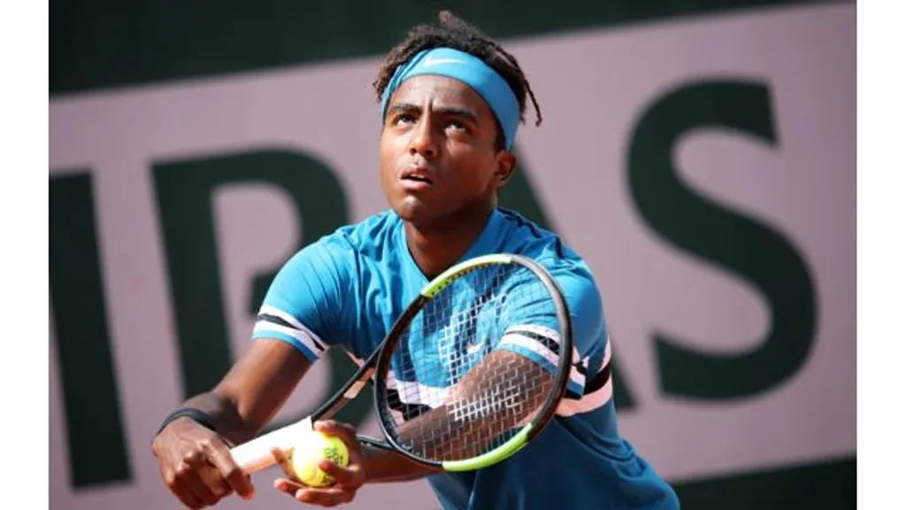 Elias Ymer.jpg