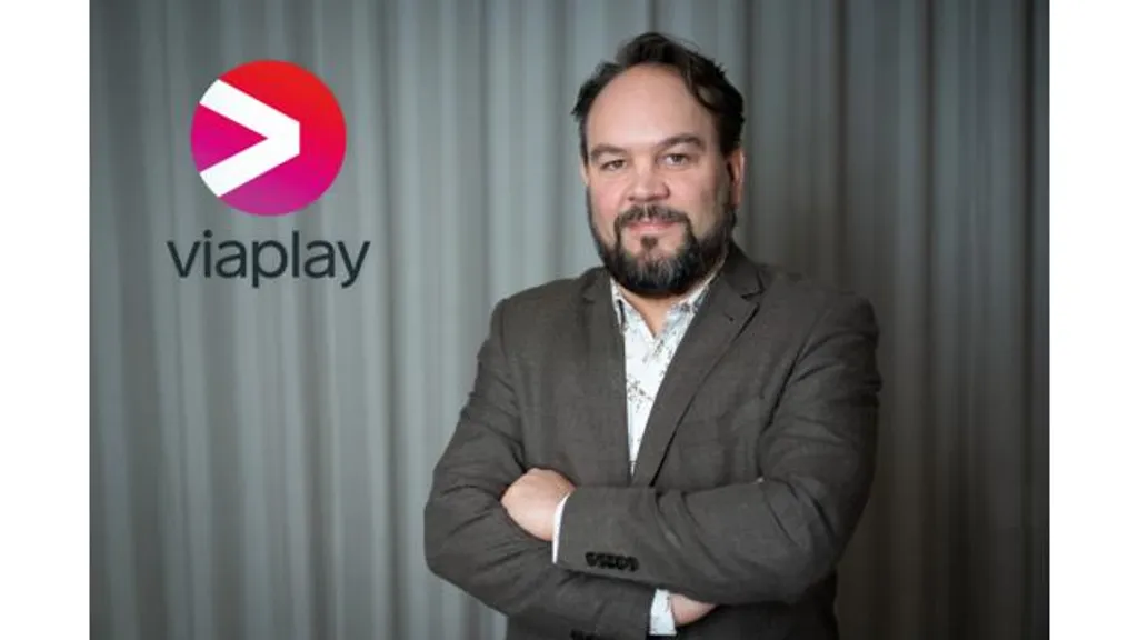 Jon_högupplöst3Viaplaylogga.jpg