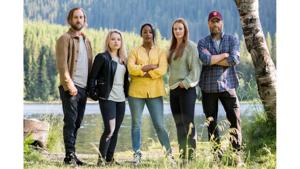 Från vänster: Mårten Svedberg, Tiril Wishman Eeg-Henriksen, Nadja Halid, Karin Bengtsson & Göran Gillinger