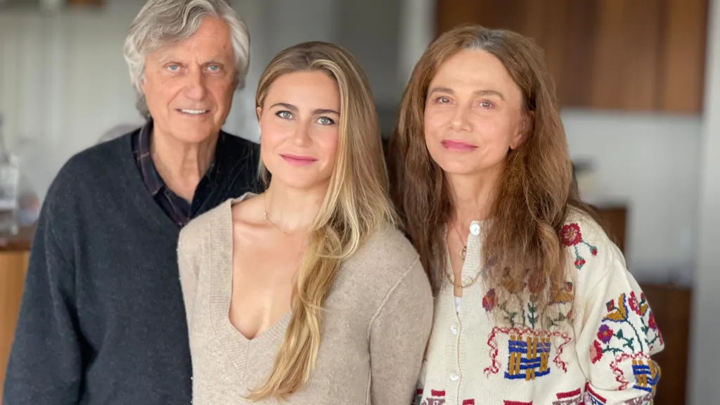 Lasse Hallström, Tora Hallström och Lena Olin