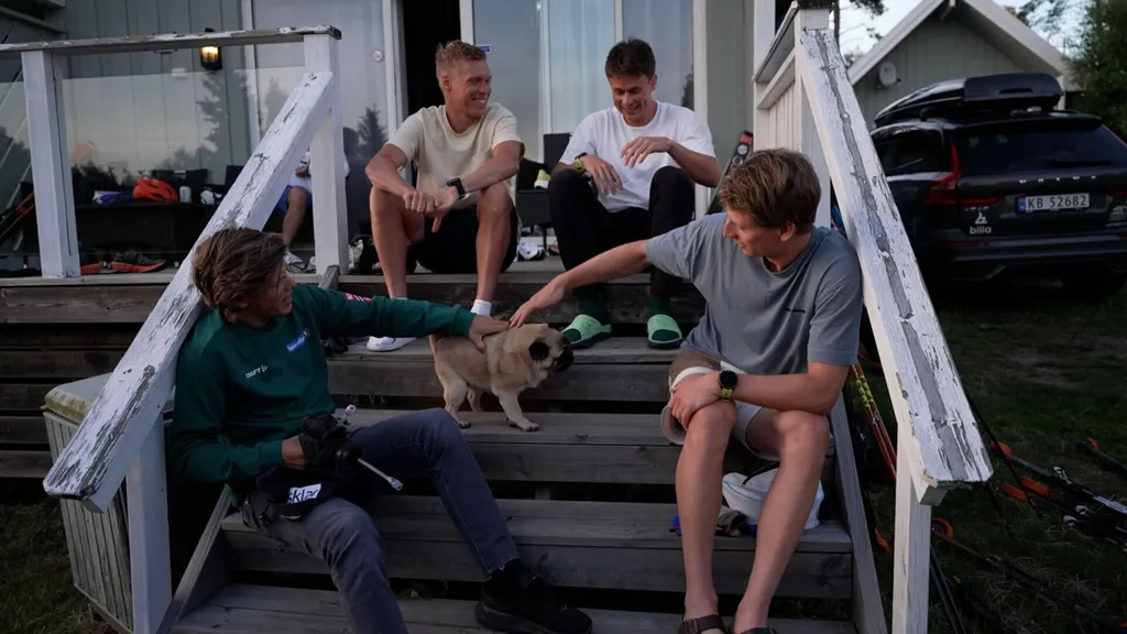 NAG_Canada2905.18_08_02_25.Still029 (1).jpg