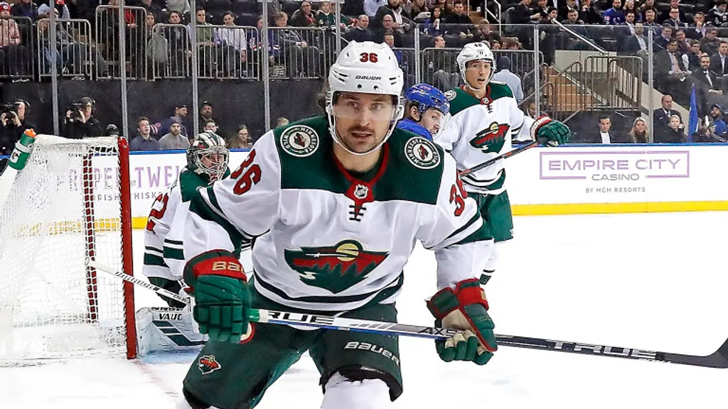 Mats Zuccarello ble operert i håndleddet på slutten av fjoråret, men er snart tilbake på isen for Minnesota Wild. 