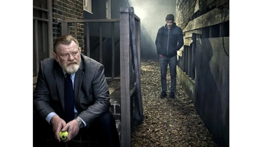 Imágenes galería MR. MERCEDES 1