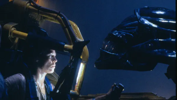 Aliens_Stills (1).jpg