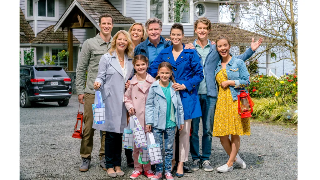 Chesapeake Shores T2 (2).jpg