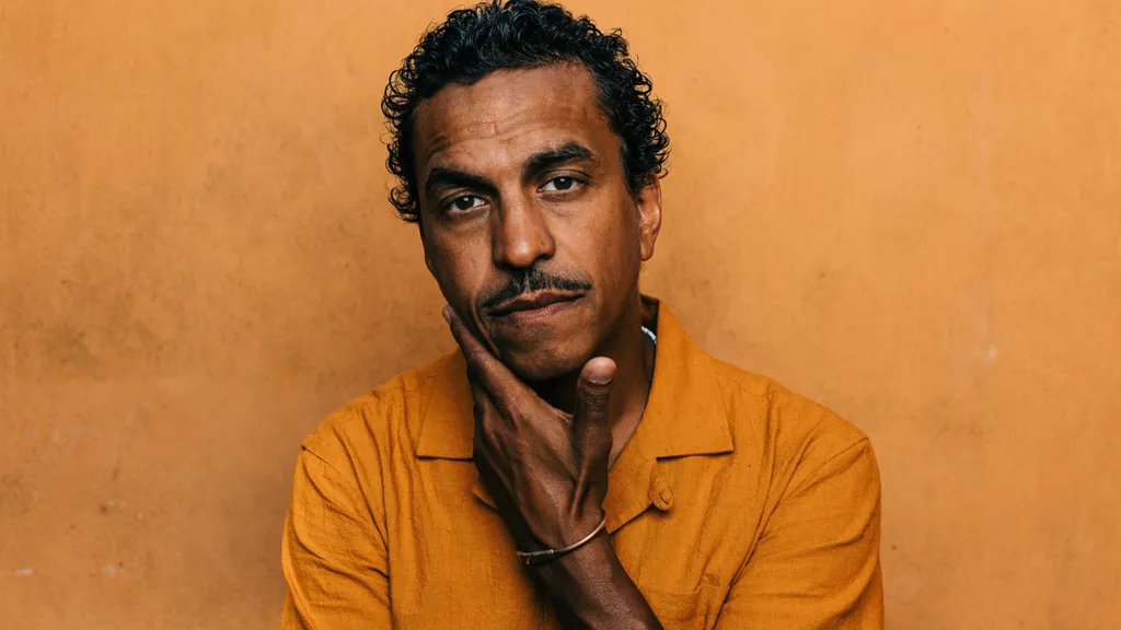 Jason "Timbuktu" Diakité släppte ljuddramat Härifrån i fyra delar på Storytel hösten 2022. Foto: John Andreas Godwin