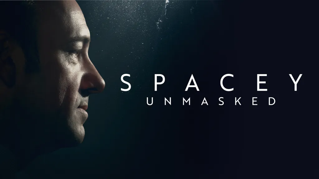 "Spacey Unmasked" ab dem 7. Juni bei discovery+ in Deutschland und Österreich verfügbar