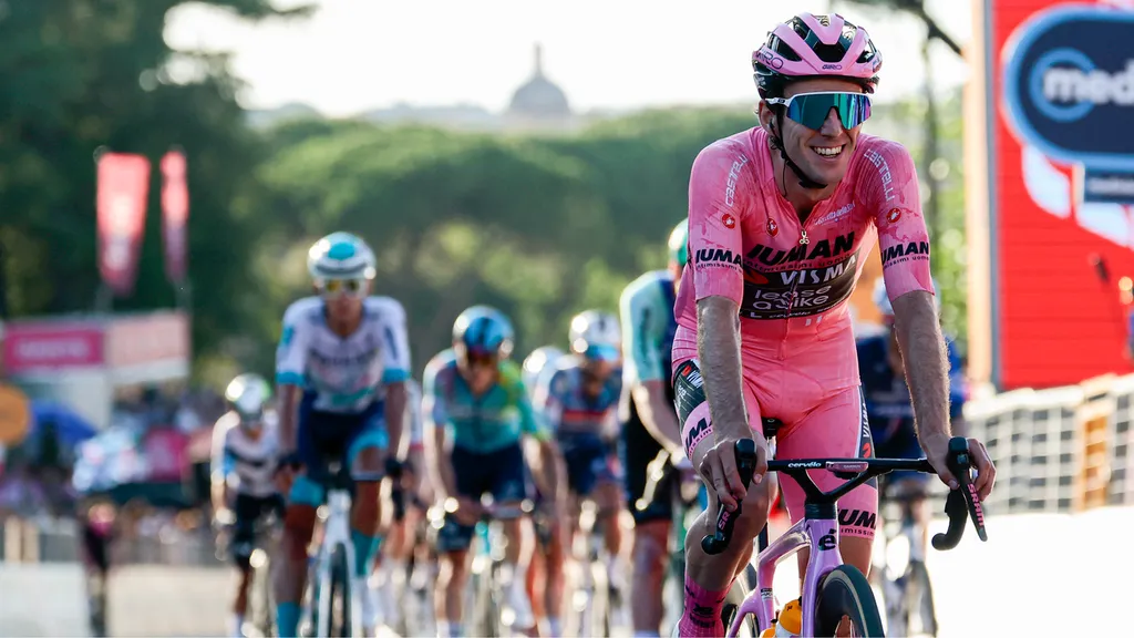 Giro-Sieger Simon Yates