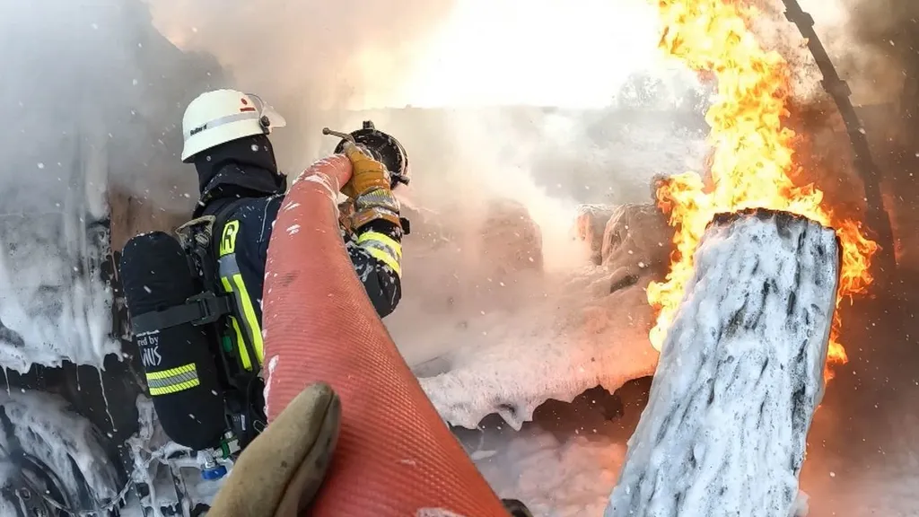 112: Feuerwehr im Einsatz - ab 19. März immer um 20:15 Uhr bei DMAX