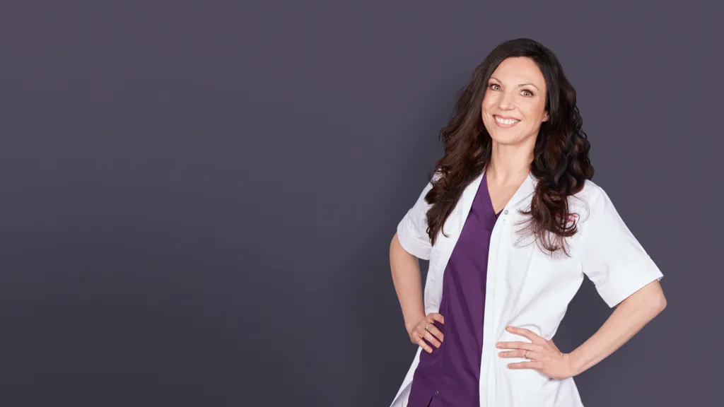 36728_TheBadSkinClinic_S001_16x9.jpg