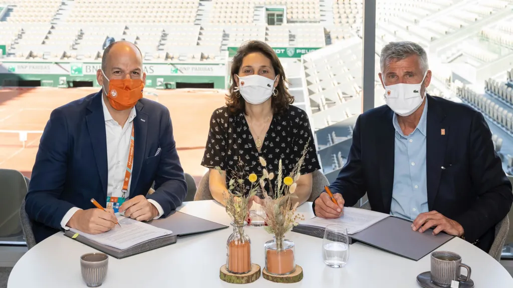Vertragsunterzeichnung FFT & Discovery - Roland Garros