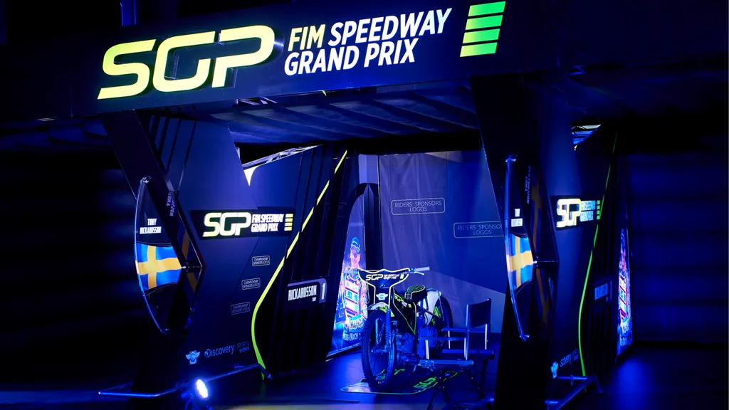 Speedway Pit Box