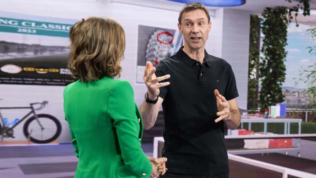 Orla Chennaoui und Jens Voigt (c) Warner Bros. Discovery