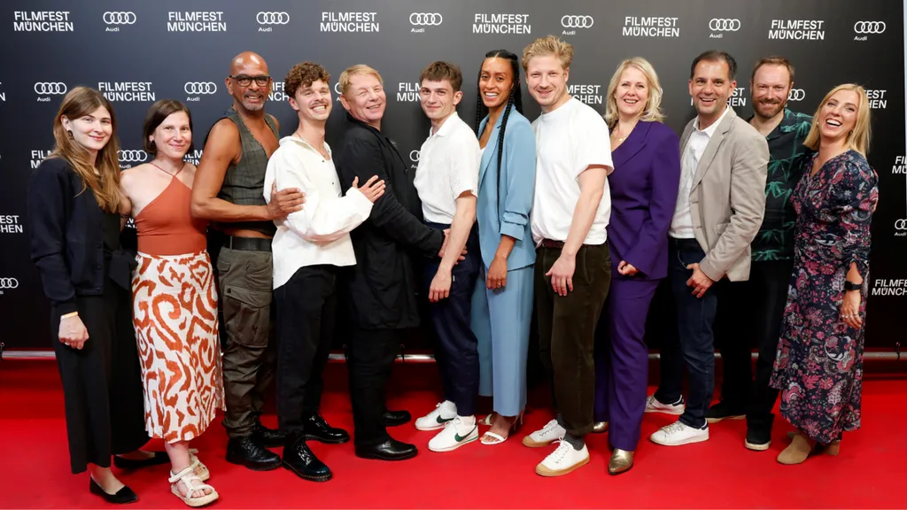 BBB_FimfestMünchen_(C)WarnerTVSerie_KurtKrieger.jpg
