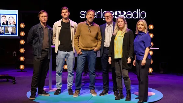 Panelen för Sveriges Radio-fruksot 19 maj 2026 (fr.v): Ola Svenonius, forskningsledare vid FOI, Jonathan Lundberg, Medieinstitutet Fojo, moderator Erik Blix, Jesper Ericson, Sveriges Radio, Åsa Larsson Källkritikbyrån och Matilda E Hanson, Dagens Nyheter