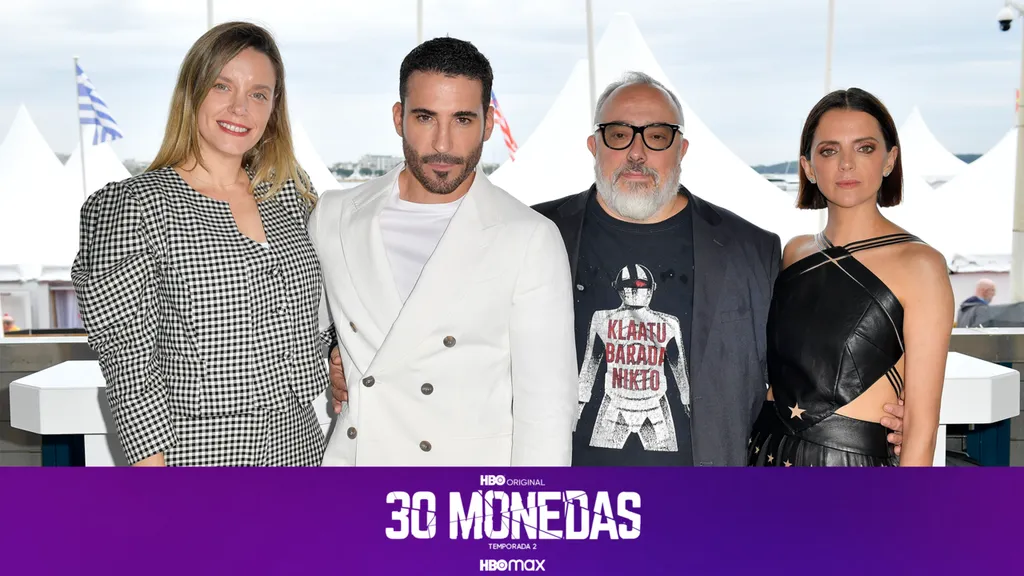 30 Monedas