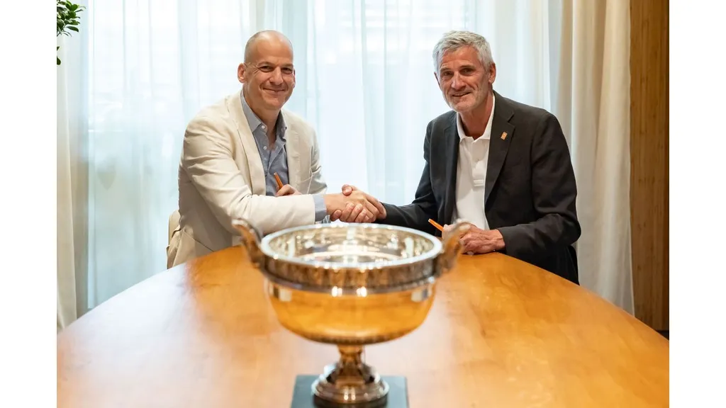 (L) Andrew Georgiou, President & Managing Director, WBD Sports Europe and (R) Gilles Moretton, French Tennis Federation President.jpg