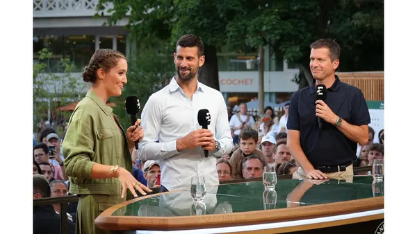 (L-R) Laura Robson, Novak Djokovic and Tim Henman
