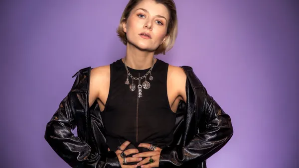 Hold Me Closer. Cornelia Jakobs