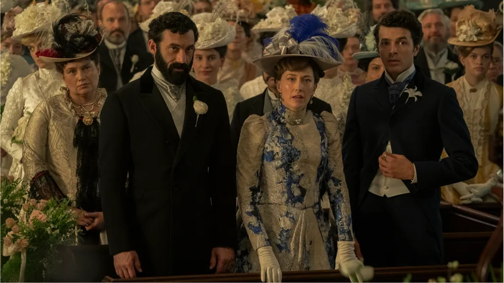 Мorgan Spector, Carrie Coon, Harry Richardson