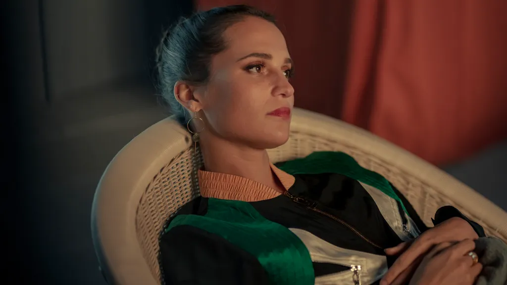 alicia-vikander_1.jpg