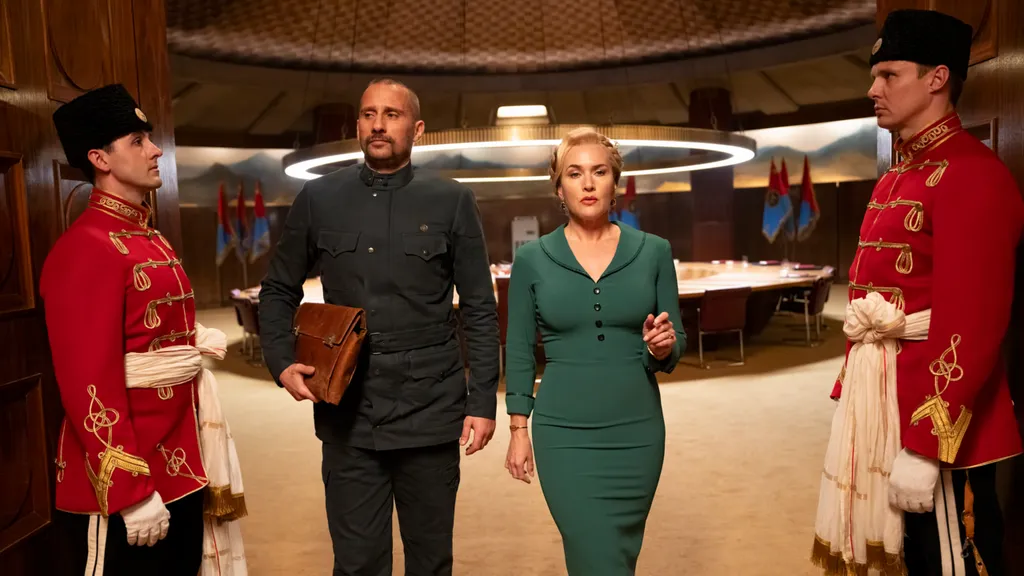 kate-winslet-matthias-schoenaerts_0.jpg
