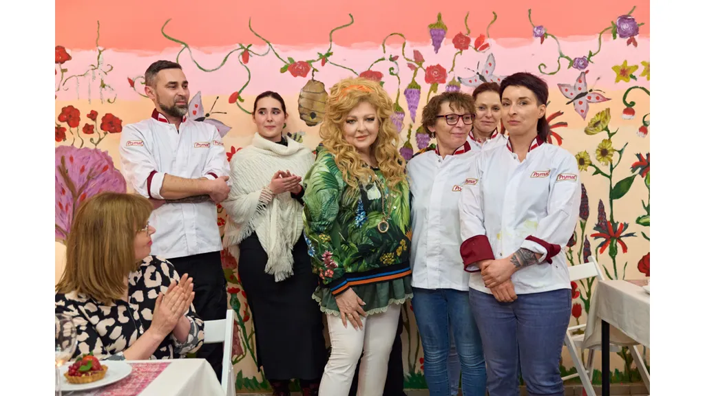 !MAIN BK15-02-25_1108_R.jpg