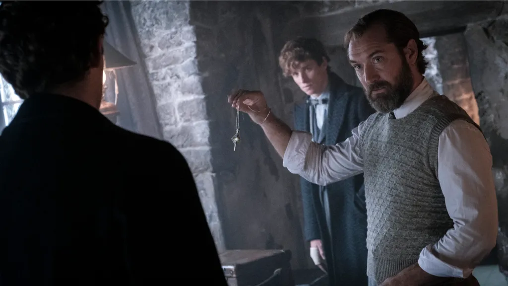 Monstros.Fantasticos.Os.Segredos.de.Dumbledore15.tif