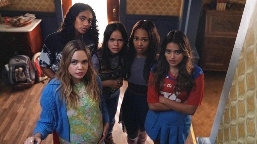bailee-madison-chandler-kinney-malia-pyles-zaria-maia-reficco_0.jpg