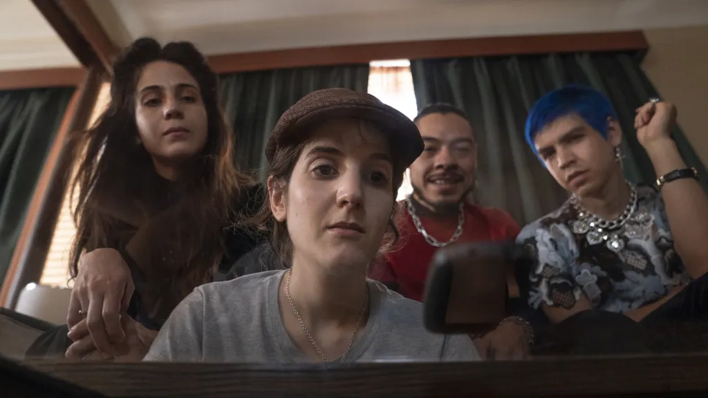 cassandra-ciangherotti-ana-fabrega-bernardo-velasco-julio-torres.jpg