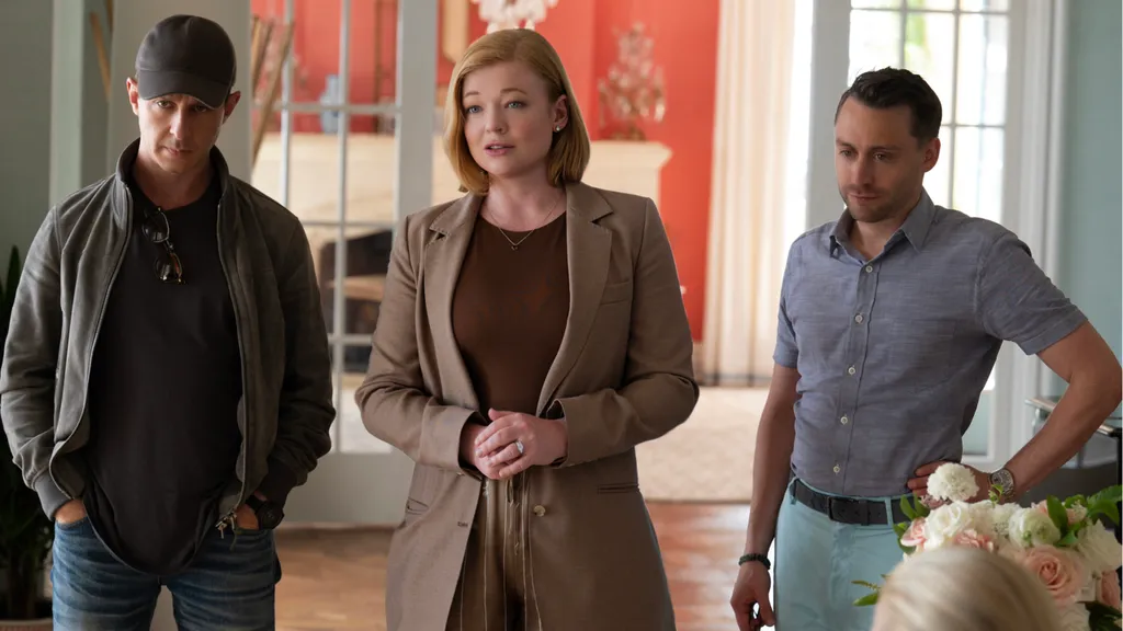 jeremy-strong-sarah-snook-kieran-culkin.jpg
