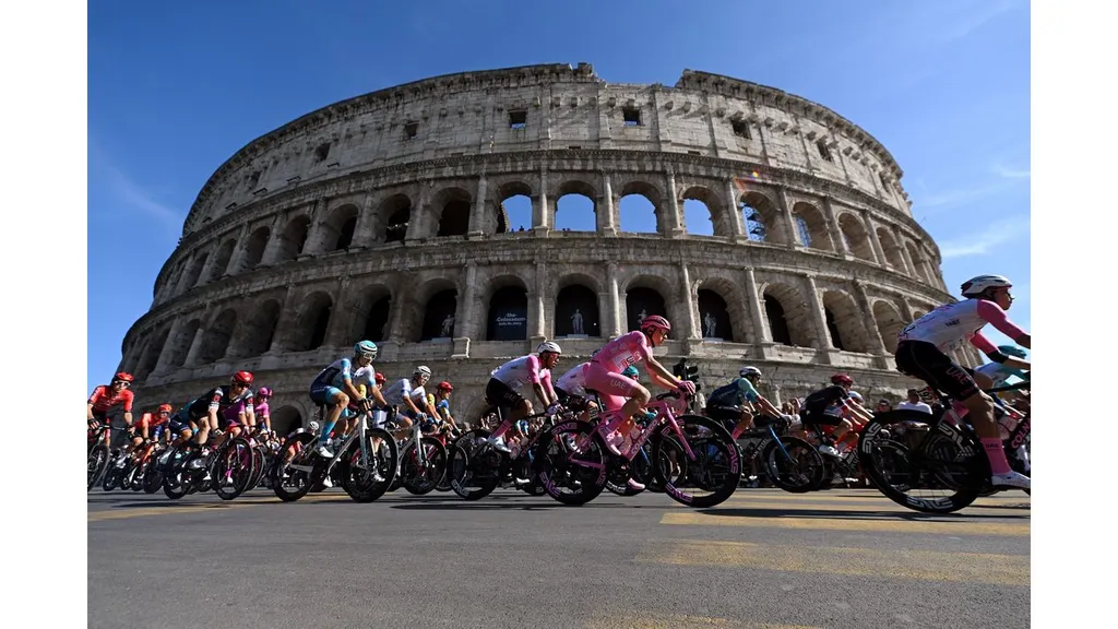 Giro d'Italia Coloseum.jpg