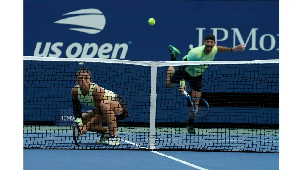 US Open Dublu Mixt Action.jpg