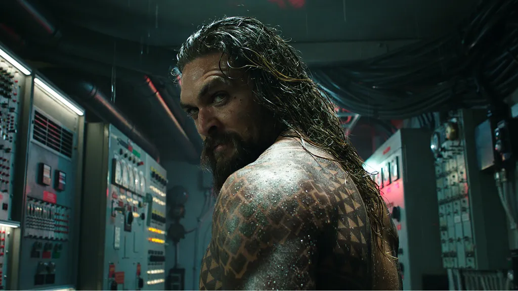 JASON MOMOA Fan Day.jpg