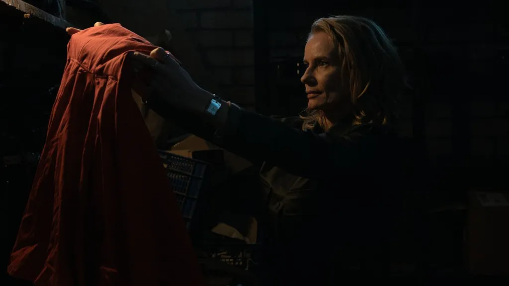 ZMORA: Czerwona sukienka