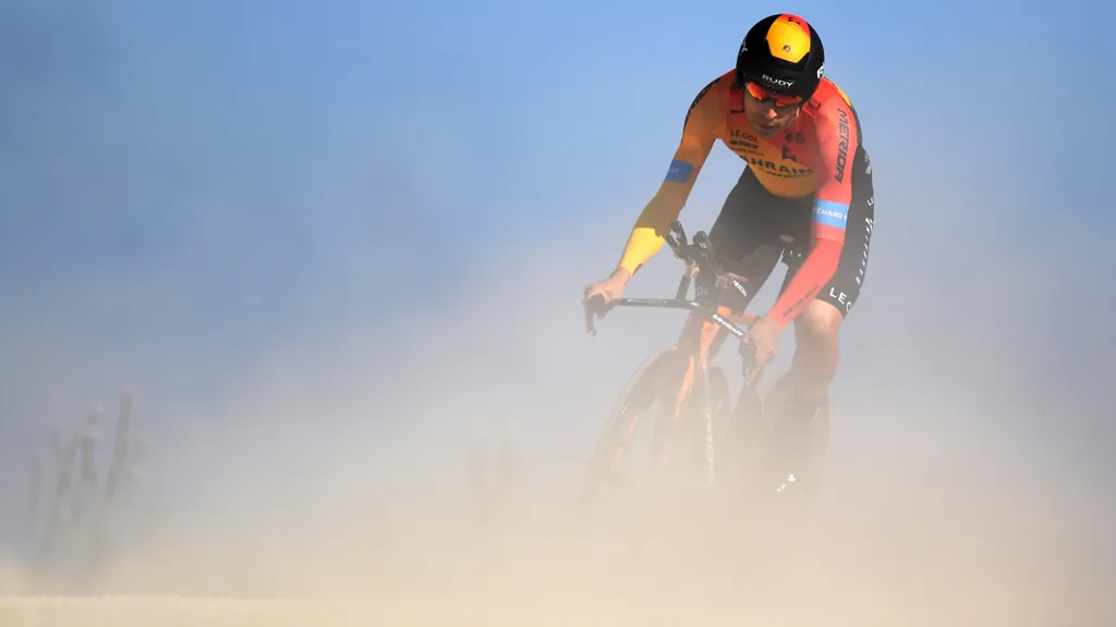 CYCLING STAR MIKEL LANDA SPEAKS TO EUROSPORT SPAIN'S LA MONTONERA