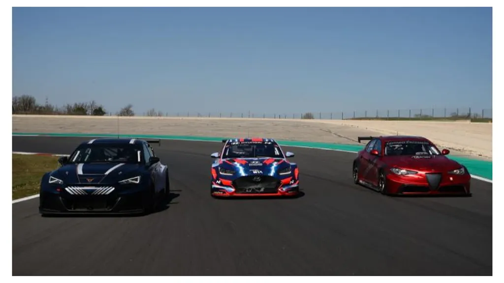 PURE ETCR TO UPGRADE TO FIA ETOURING CAR WORLD CUP FROM 2022